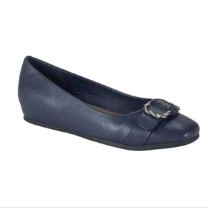 Baretraps Colette Navy Slip-On Ballet Flats, Size 8M